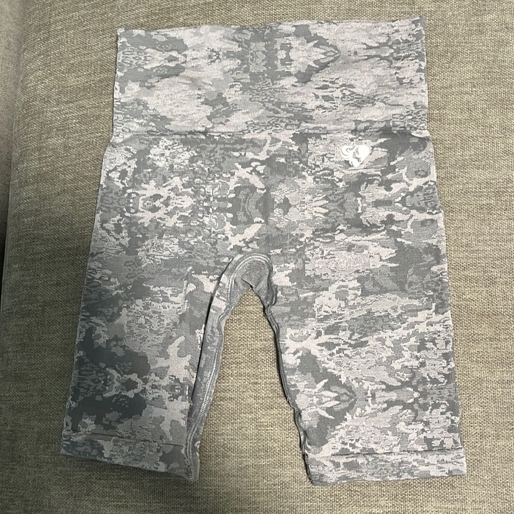 Women’s Best Camo Seamless Cycling Shorts